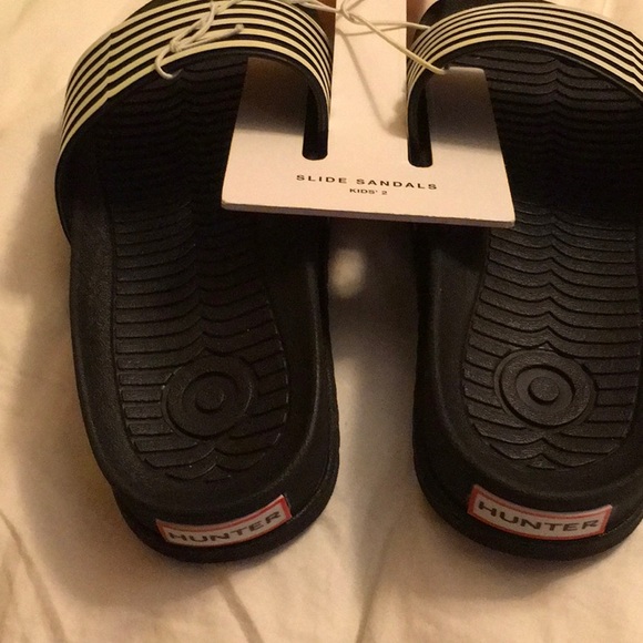 Hunter pool slides bundle mom & child 2 pairs - Picture 3 of 4